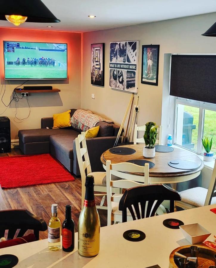 Atlantic Coast Lodge スパニッシュ・ポイント エクステリア 写真